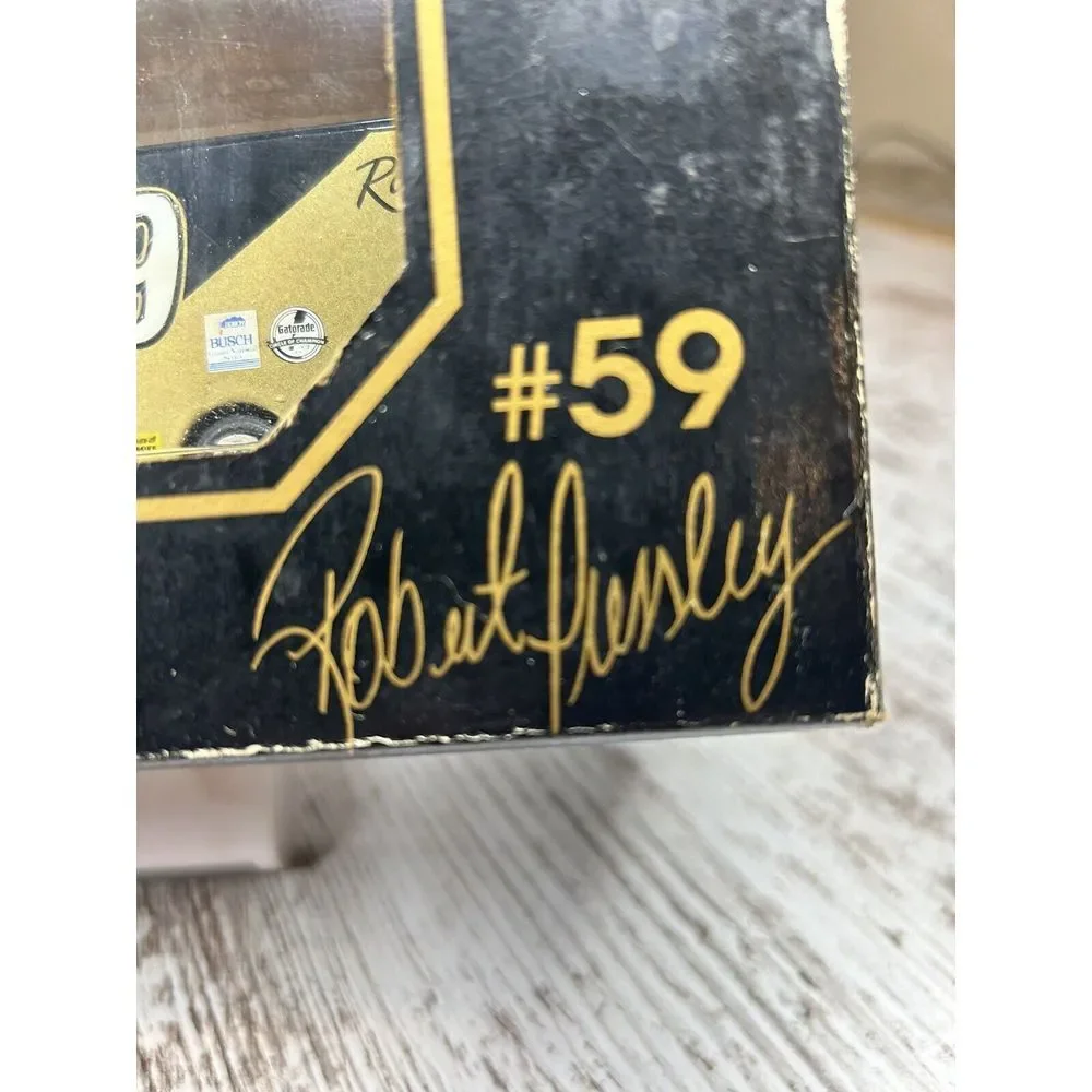 Racing Champions NASCAR‎ #59 Robert Presley 1:87 Die-Cast Transporter Semi